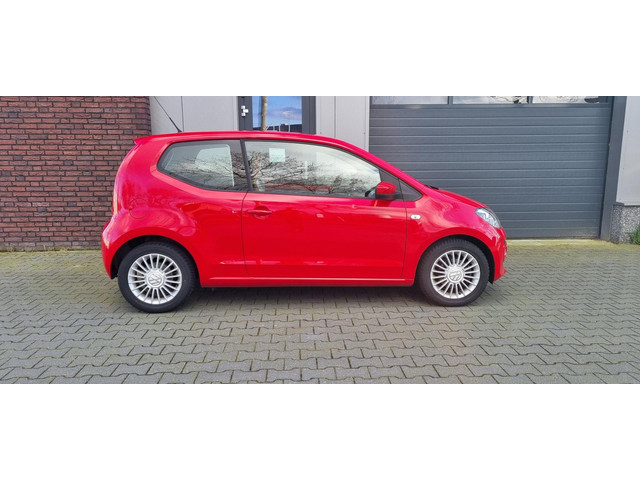 Foto 10 van Volkswagen Up! 1.0 high up! BlueMotion / NAP / AIRCO