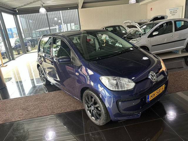 Foto 2 van Volkswagen up! 1.0 move up! BlueM. (bj 2015)