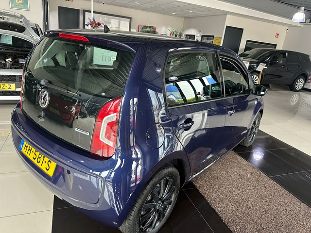 Foto 8 van Volkswagen up! 1.0 move up! BlueM. (bj 2015)