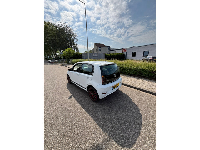 Foto 8 van Volkswagen Up! 1.0 BMT high up! AIRCO