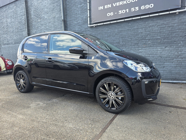 Foto 2 van Volkswagen Up! 1.0 BMT move up!