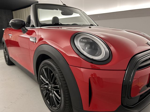 Foto 9 van MINI Cabrio 1.5 Cooper Camden Piano-Pack/Leder/Sportstoelen/Carplay/Climate