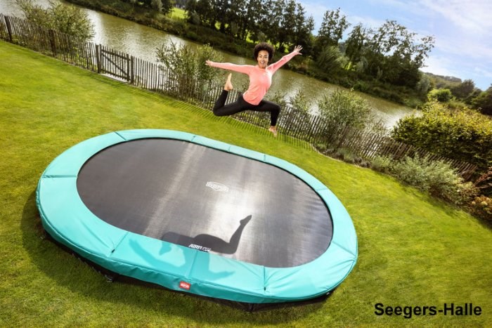 Foto 4 van Trampoline Berg, berg inground trampoline
