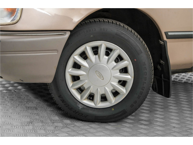 Foto 7 van Ford Sierra 2.3 CL 1987 (bj 1987)