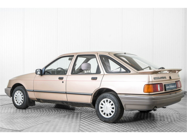 Foto 9 van Ford Sierra 2.3 CL 1987 (bj 1987)