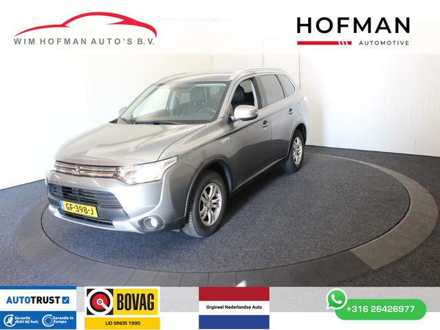 Foto 3 van Mitsubishi Outlander 2.0 PHEV APK t/m 09-2027 Trekhaak Camera Navi Business Edition X-Line