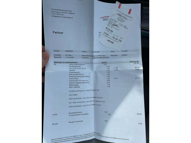 Foto 2 van Mitsubishi Outlander 2.0 PHEV APK t/m 09-2027 Trekhaak Camera Navi Business Edition X-Line