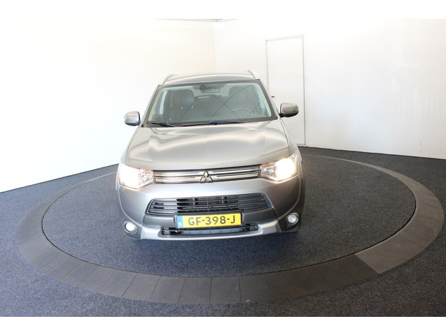 Foto 9 van Mitsubishi Outlander 2.0 PHEV APK t/m 09-2027 Trekhaak Camera Navi Business Edition X-Line