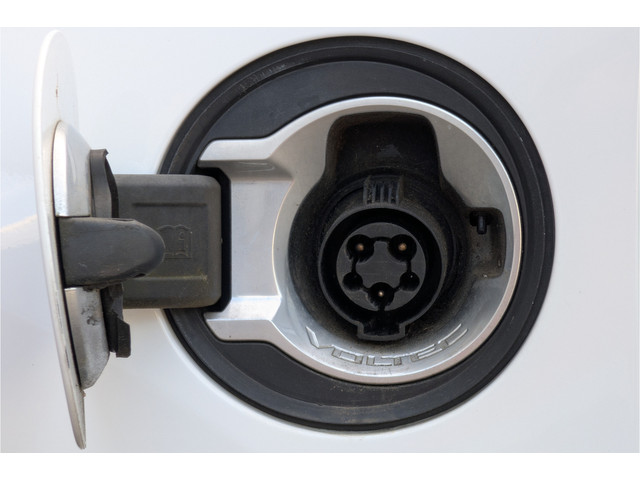 Foto 10 van Opel Ampera 1.4 Plug-In Hybride Navi Leer Camera (bj 2012)