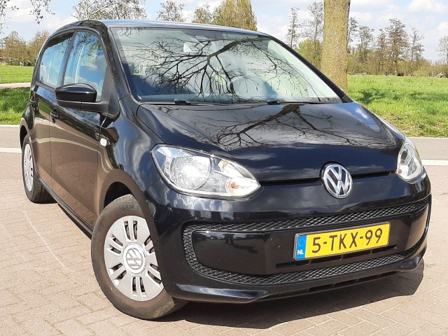 Foto 10 van VOLKSWAGEN UP 1.0 BMT Move 60pk Airco
