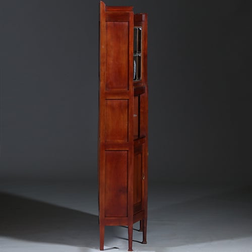 Foto 4 van Art deco kast in massief mahonie met subliem snijwerk Hollands ca 1900