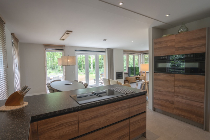 Foto 4 van Comfortabel ingericht familiehuis op het rustige park de Parel