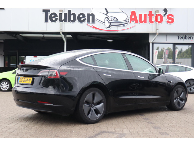 Foto 2 van Tesla Model 3 Long Range RWD 75 kWh | SOH 88% | Full Self-Driving computer 3  | Lederen interieur |