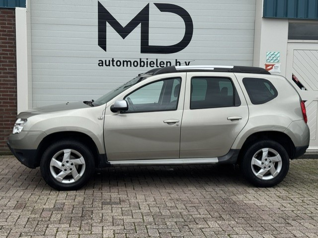 Foto 5 van Dacia Duster 1.6 Aniversare 2wd -Cruise-Trekhaak-Leder-Navi