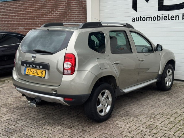 Foto 8 van Dacia Duster 1.6 Aniversare 2wd -Cruise-Trekhaak-Leder-Navi