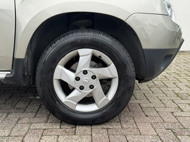 Foto 11 van Dacia Duster 1.6 Aniversare 2wd -Cruise-Trekhaak-Leder-Navi