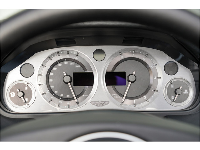 Foto 5 van Aston Martin DB9 Volante  M1200 (bj 2011)