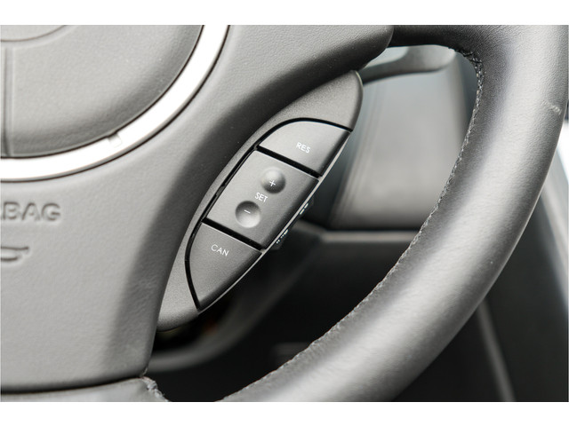 Foto 2 van Aston Martin DB9 Volante  M1200 (bj 2011)
