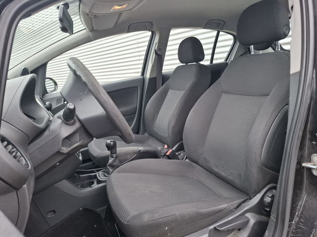 Foto 6 van Opel Corsa 1.2-16V Selection | Nieuw Binnen! | Airco | APK 07-04-2027 |
