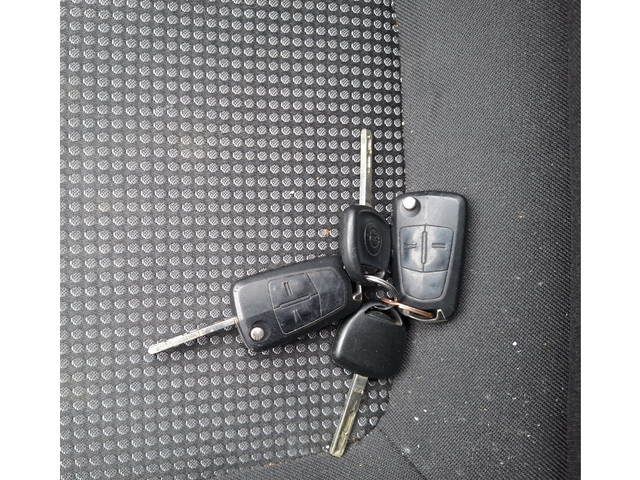Foto 8 van Opel Corsa 1.2-16V Selection | Nieuw Binnen! | Airco | APK 07-04-2027 |