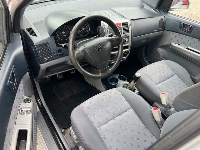 Foto 7 van Hyundai Getz 1.3i GLS Sky - 5 Deurs - Nieuwe Apk - Airco