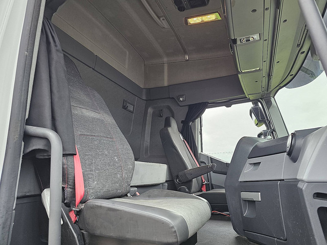 Foto 6 van RENAULT T 460 retarder voight