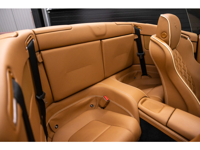 Foto 3 van Ferrari California 4.3 V8 Btw auto, Fiscale waarde € 22.000,- (€ 90.867,77 Ex B.T.W) DEALER AUTO Dea