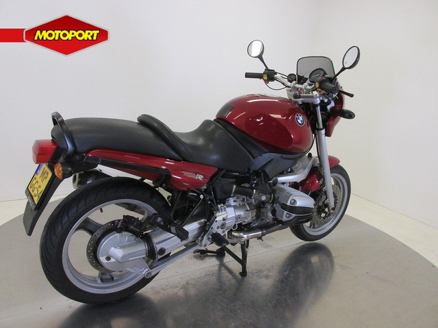Foto 8 van BMW R1100R (bj 1996)