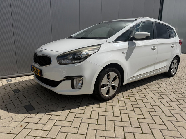 Foto 3 van Kia Carens 1.6 GDi Comfort Pack
