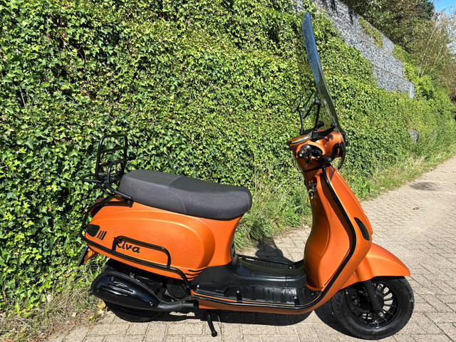Foto 3 van BTC Riva S Scooter Full Opties BETAAL met in3