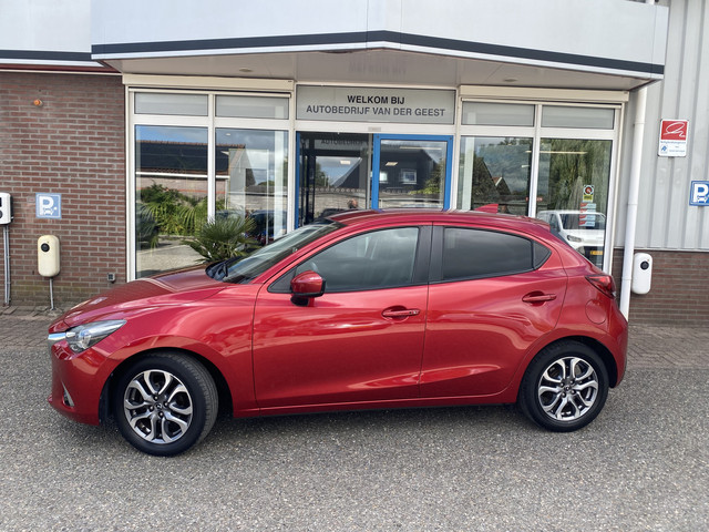Foto 11 van Mazda 2 1.5 Skyactiv-G GT-Luxury Navigatie Stoelverwarming