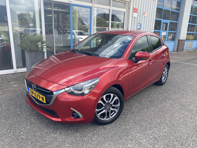 Foto 10 van Mazda 2 1.5 Skyactiv-G GT-Luxury Navigatie Stoelverwarming