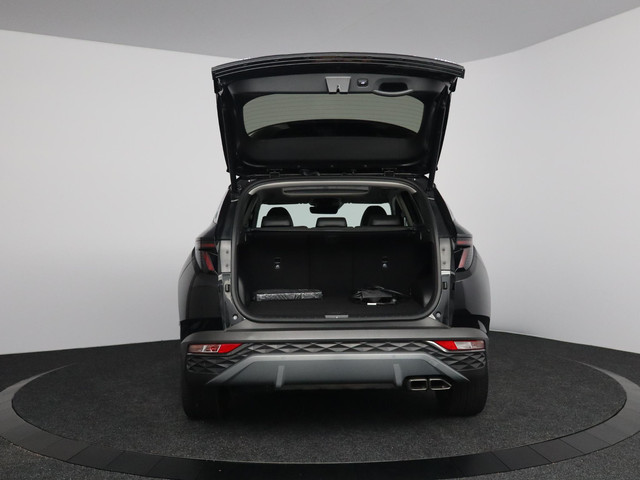 Foto 2 van Hyundai Tucson 1.6 T-GDI PHEV Premium 4WD