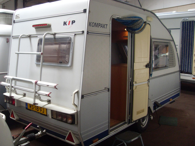 Foto 4 van Kip Kompakt 37  EK met Mover