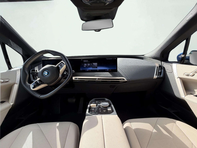 Foto 7 van BMW IX xDrive50 Executive 112 kWh | SOH 96% | Panoramadak | Harman Kardon | Memory Seats | Trekhaak