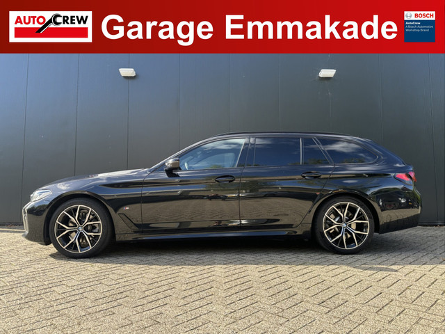 Foto 3 van BMW 5 Serie Touring 520i Business Edition Plus | Trekhaak elek. | Leder