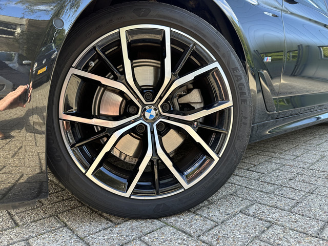 Foto 9 van BMW 5 Serie Touring 520i Business Edition Plus | Trekhaak elek. | Leder