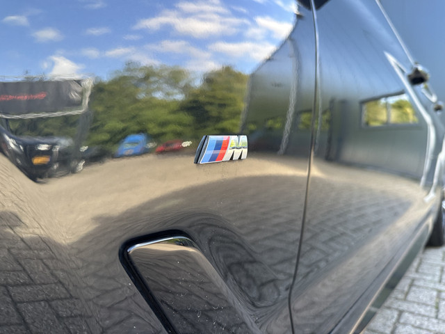 Foto 10 van BMW 5 Serie Touring 520i Business Edition Plus | Trekhaak elek. | Leder