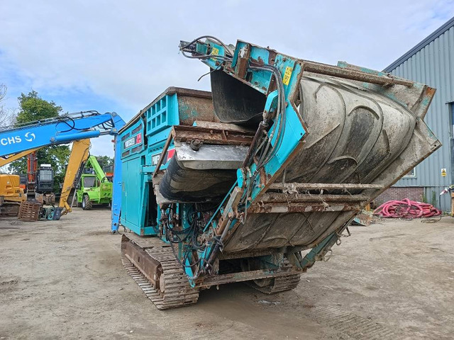 Foto 8 van Powerscreen powershredder 1800 shredder wood waste magnet