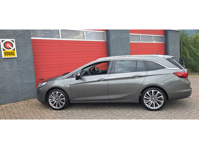 Foto 9 van Opel Astra Sports Tourer 1.6 Turbo Ultimate
