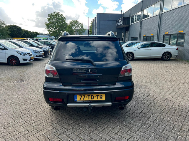Foto 6 van Mitsubishi Outlander Sport 2.4 Invite Scott 4WD Automaat / NL-Auto / 2e Eigenaar / NAP / APK / Airco