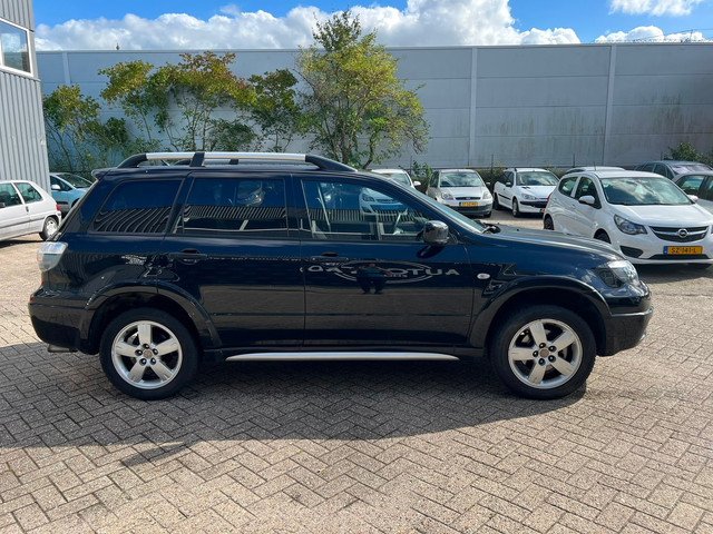 Foto 8 van Mitsubishi Outlander Sport 2.4 Invite Scott 4WD Automaat / NL-Auto / 2e Eigenaar / NAP / APK / Airco