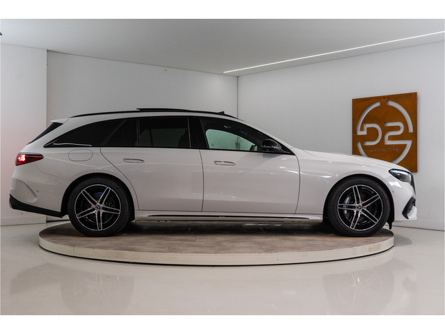 Foto 6 van Mercedes-Benz E-Klasse Estate 300 e Premium AMG 313PK | Pano | Sfeer | Trekhaak | Night | ACC&Dodeho