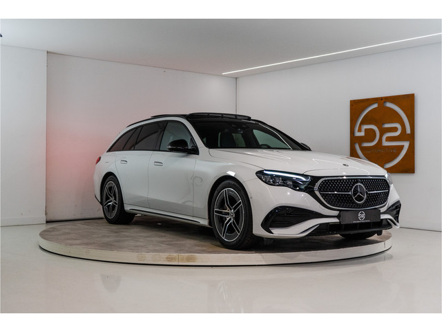 Foto 5 van Mercedes-Benz E-Klasse Estate 300 e Premium AMG 313PK | Pano | Sfeer | Trekhaak | Night | ACC&Dodeho