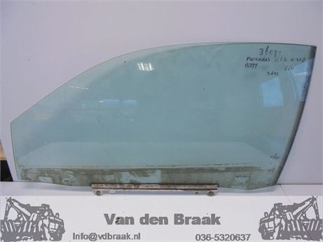 Foto 2 van Mercedes CLK 1997-2003 Portierraam links