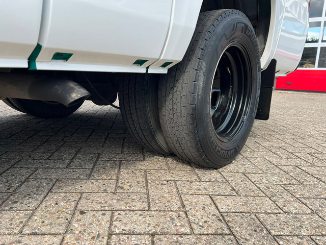 Foto 6 van Iveco Daily 35C14V 2.3 352 L2H2 Euro 6 / NAP / APK / Airco / 3 Zits / Trekhaak