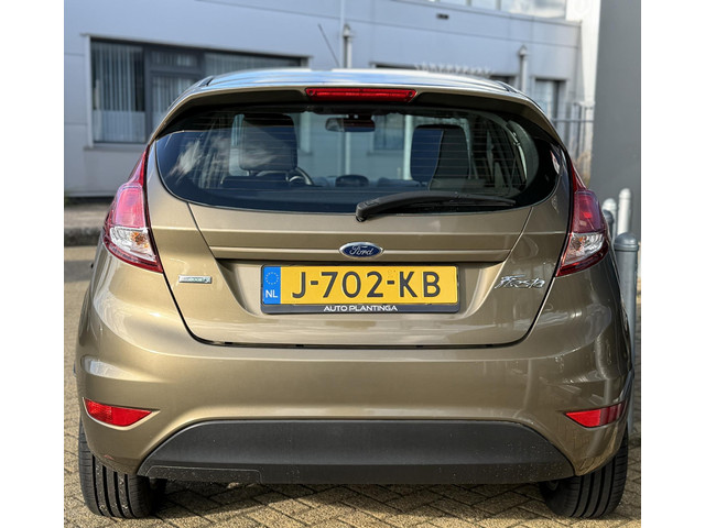 Foto 7 van Ford Fiesta 1.0 EcoBoost Titanium 101PK | Airco | Voorruitverwarming | 5 deurs | Lichtmetalen Velgen