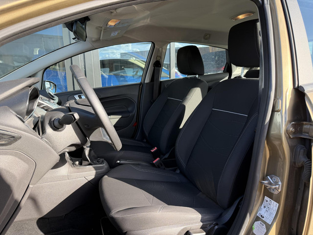 Foto 5 van Ford Fiesta 1.0 EcoBoost Titanium 101PK | Airco | Voorruitverwarming | 5 deurs | Lichtmetalen Velgen