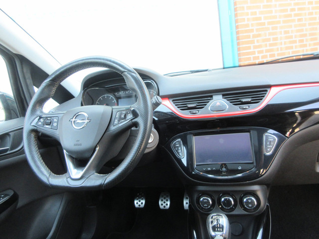 Foto 9 van Opel Corsa 1.4-16V Cosmo GTC, Schuifdak, Stoelvw, LM, Cruise, APK 5-27