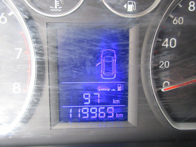 Foto 6 van Hyundai I30 1.4i i-Drive Cool, Airco, metallic, APK 5-27